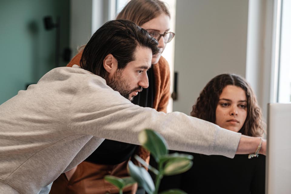 Samen zien we meer dan alleen. Met Marketing as a service werken al onze specialisten mee aan het succes van je bedrijf.